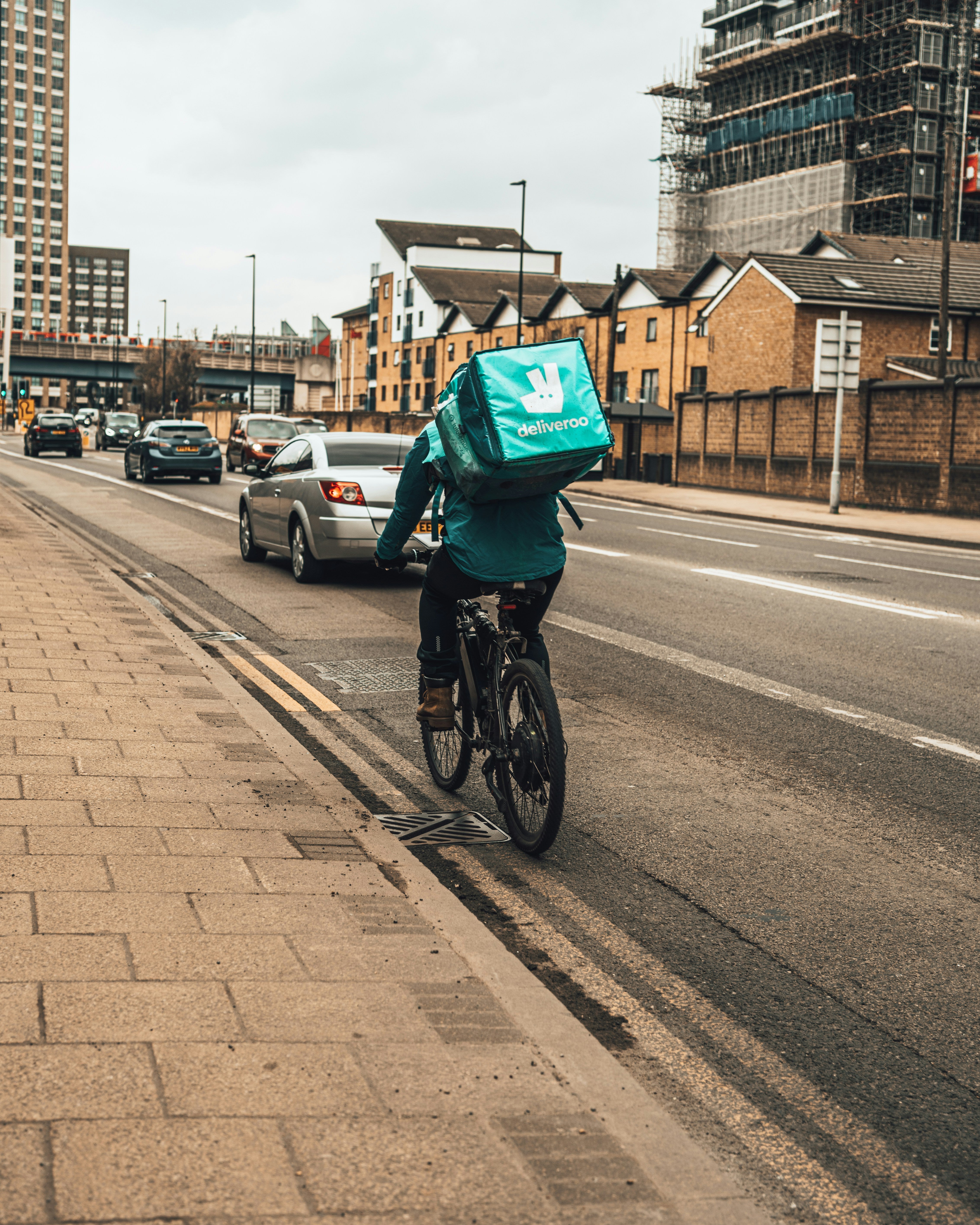 Start Earning As A Delivery Rider in Australia With A Rental E-bike